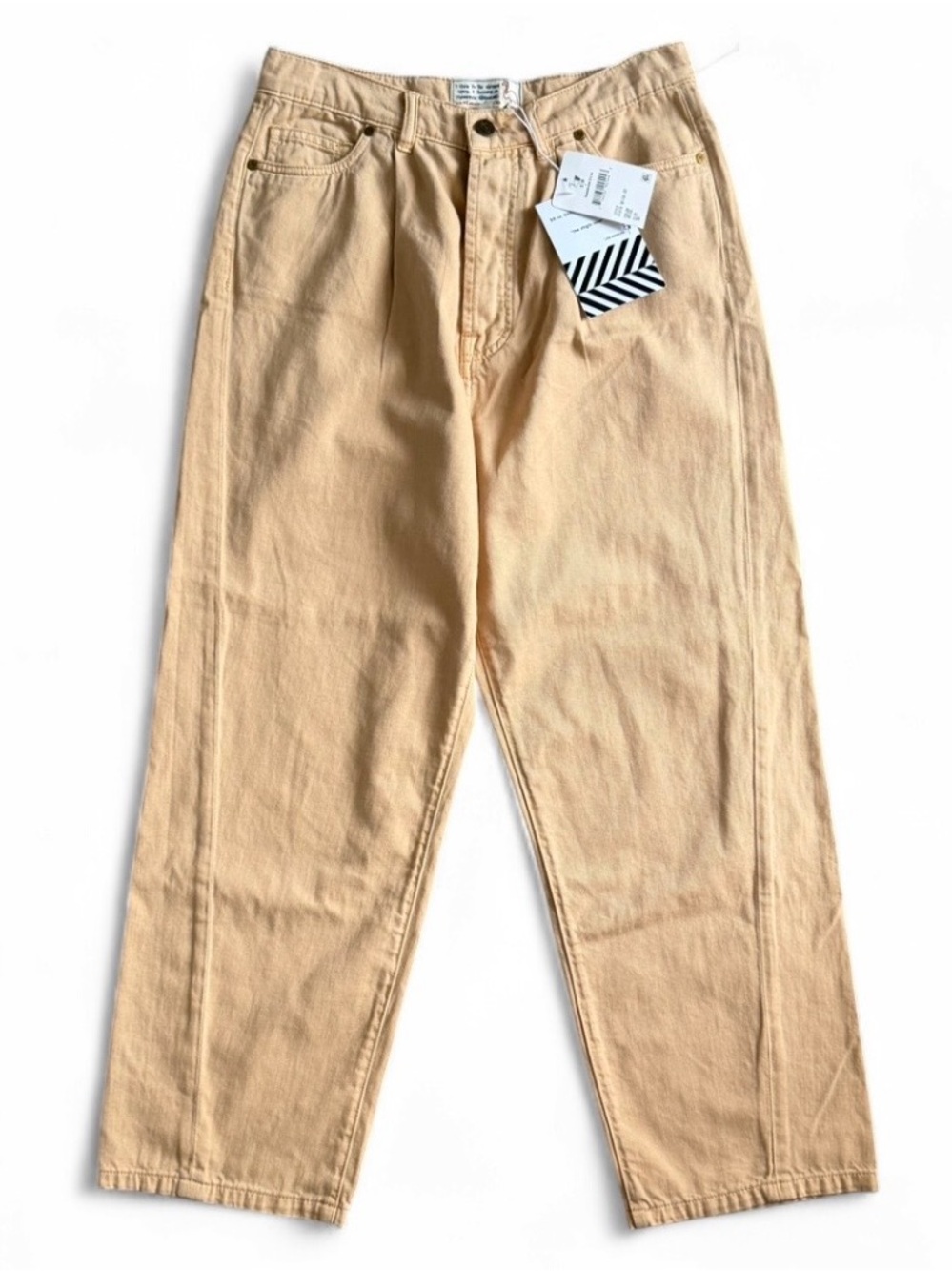 Relaxed-Fit Men's Jeans in Soft Peach by